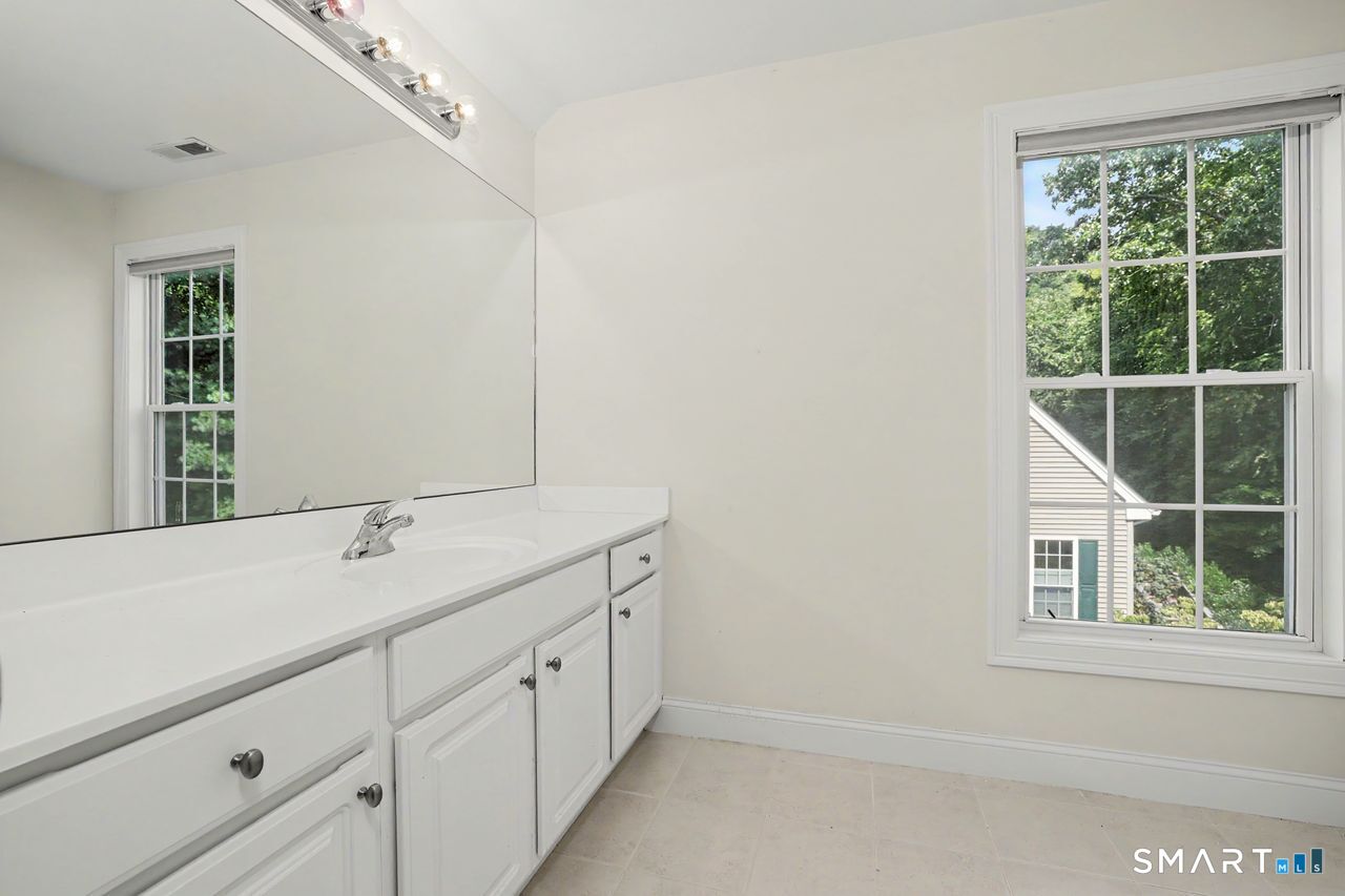 13 Kenington Road Avon CT 06001