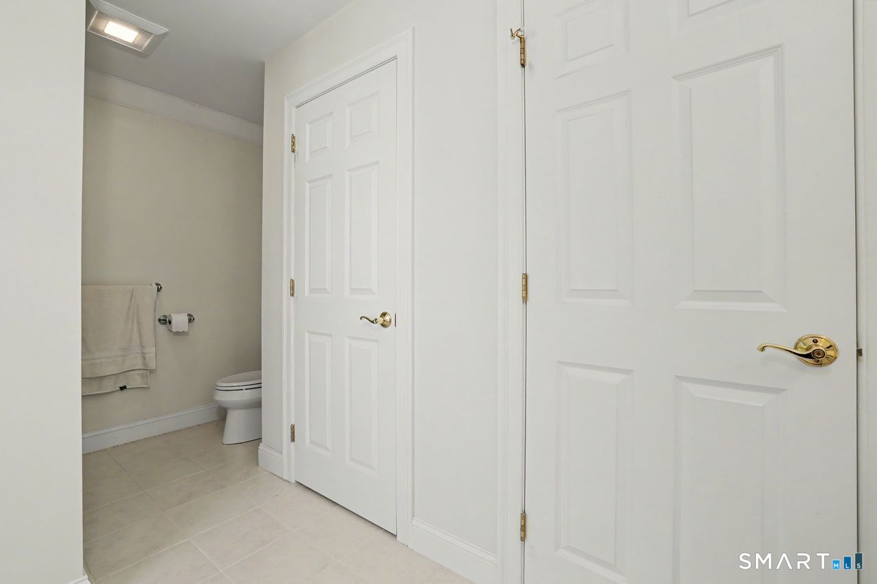 13 Kenington Road Avon CT 06001