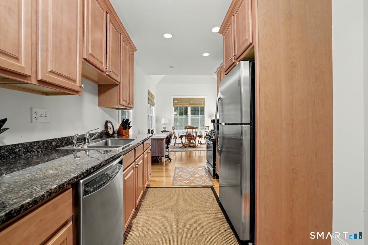 13 Kenington Road Avon CT 06001
