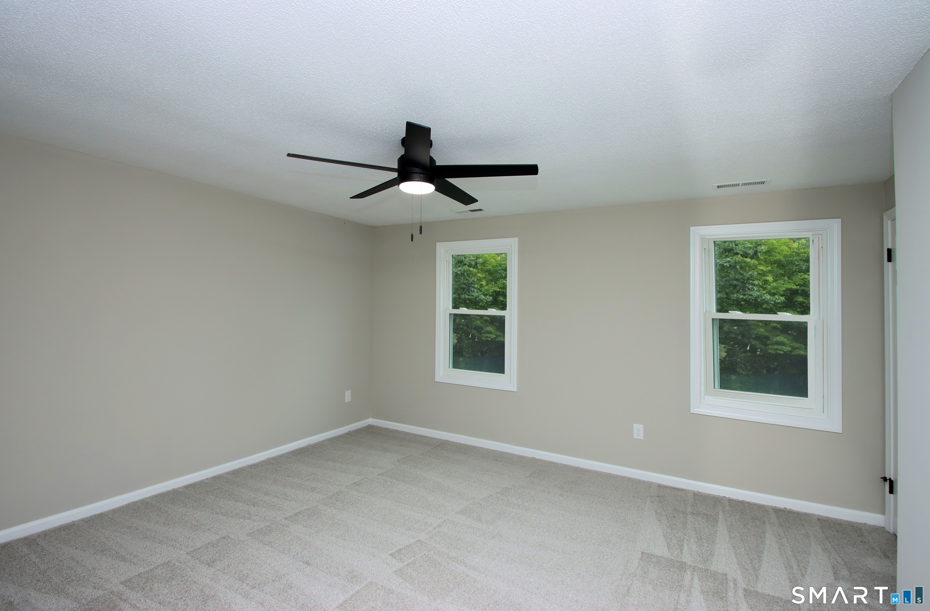 13 Colonial Village Shelton CT 06484