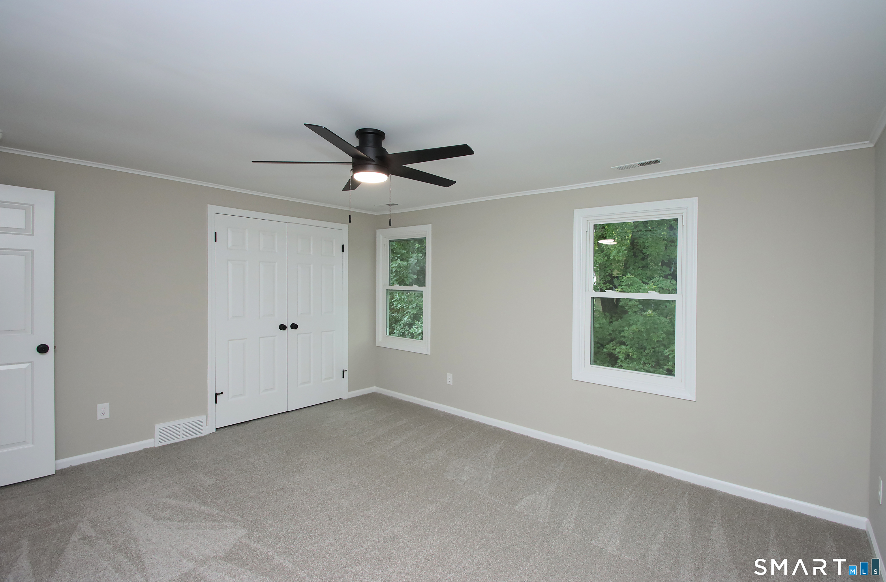 13 Colonial Village Shelton CT 06484