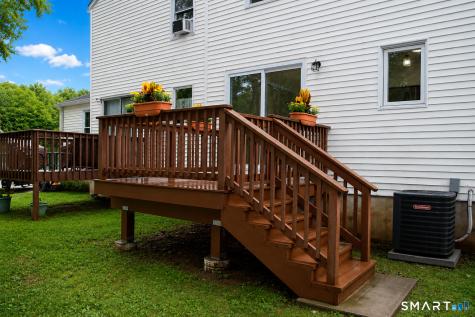 13 Colonial Village Shelton CT 06484