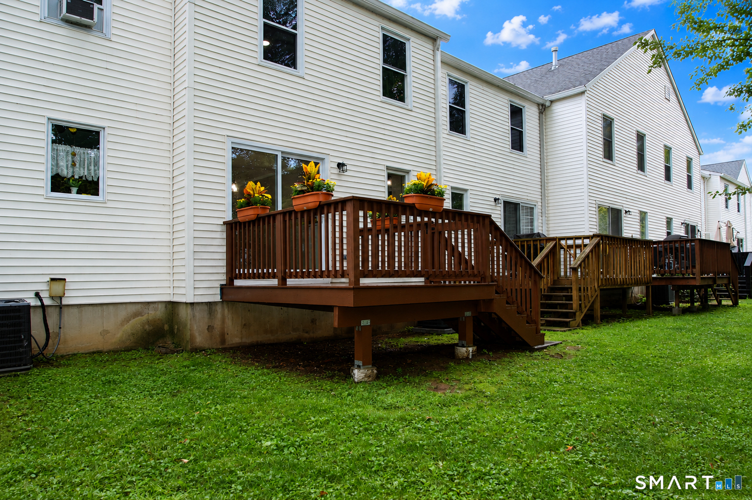 13 Colonial Village Shelton CT 06484