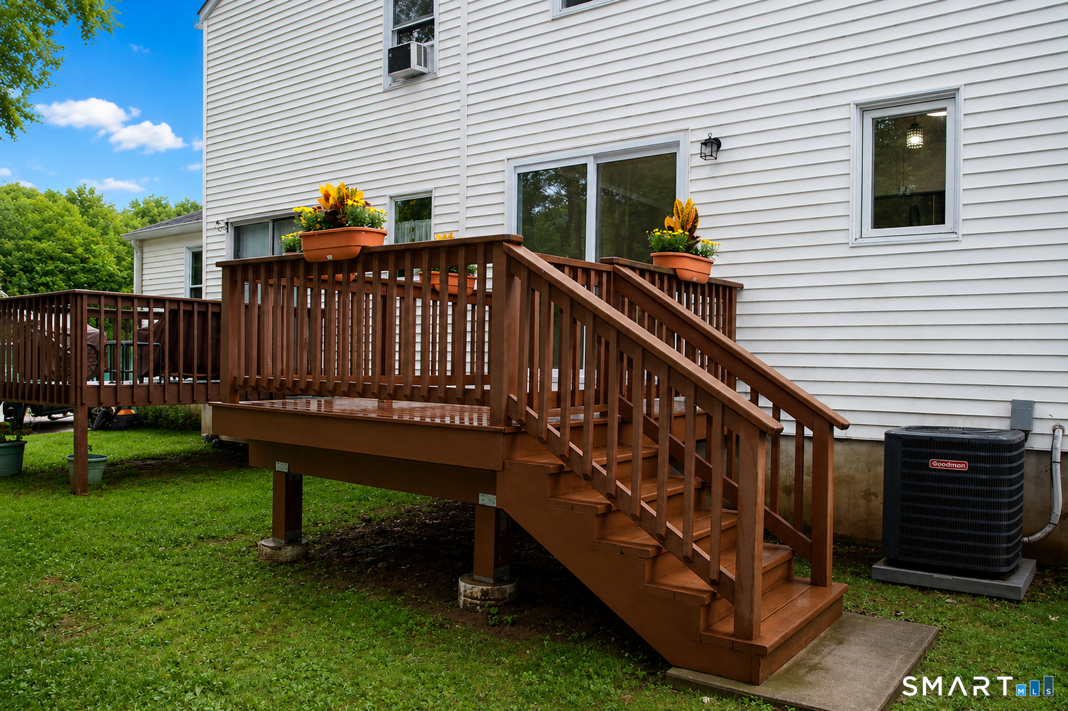 13 Colonial Village Shelton CT 06484