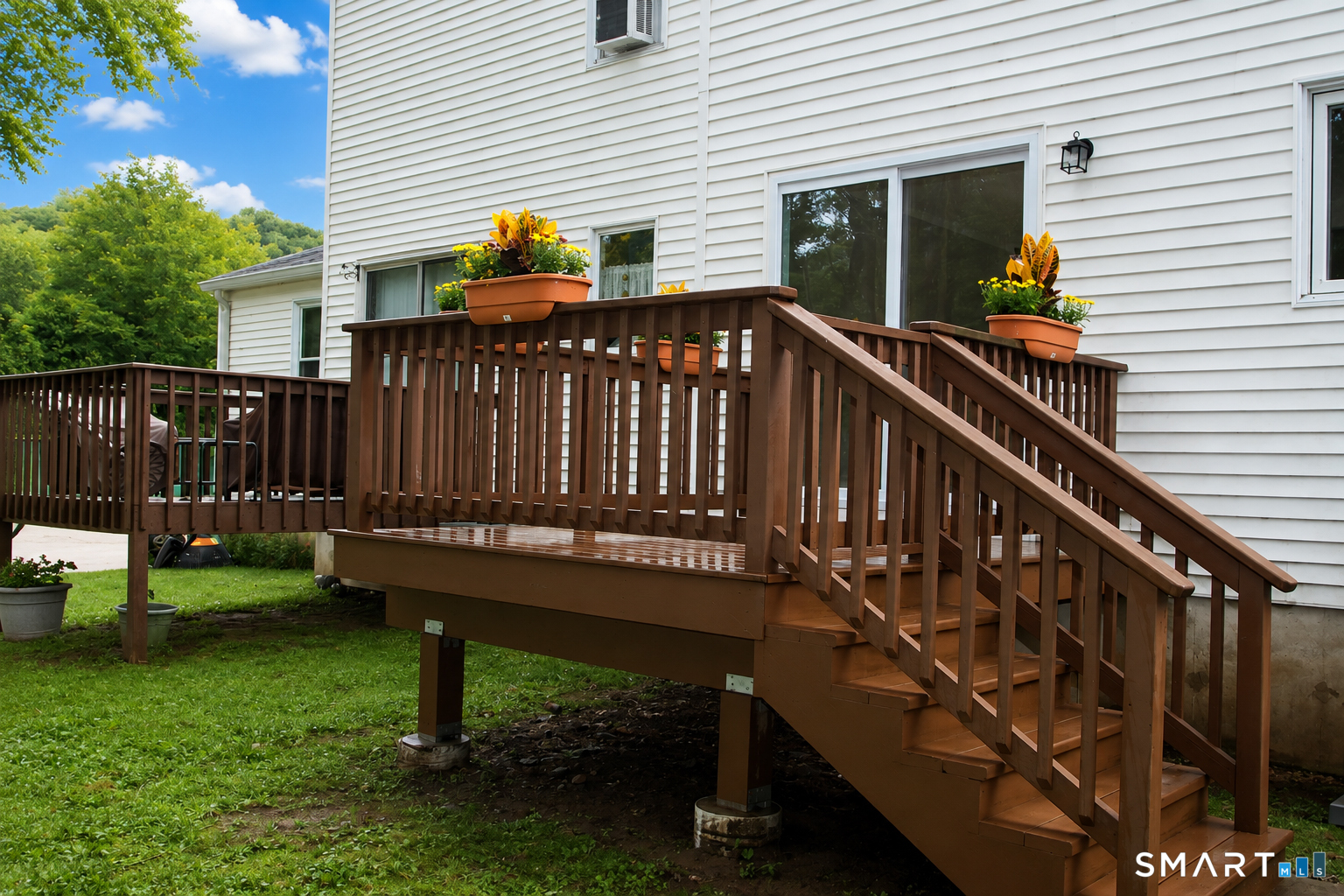13 Colonial Village Shelton CT 06484