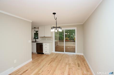 13 Colonial Village Shelton CT 06484