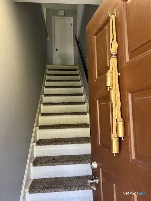454 Swanson Crescent Milford CT 06461