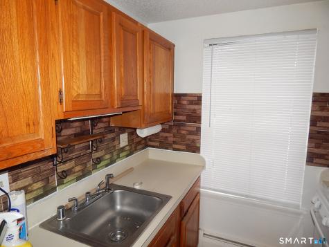 76 Van Block Avenue Hartford CT 06106