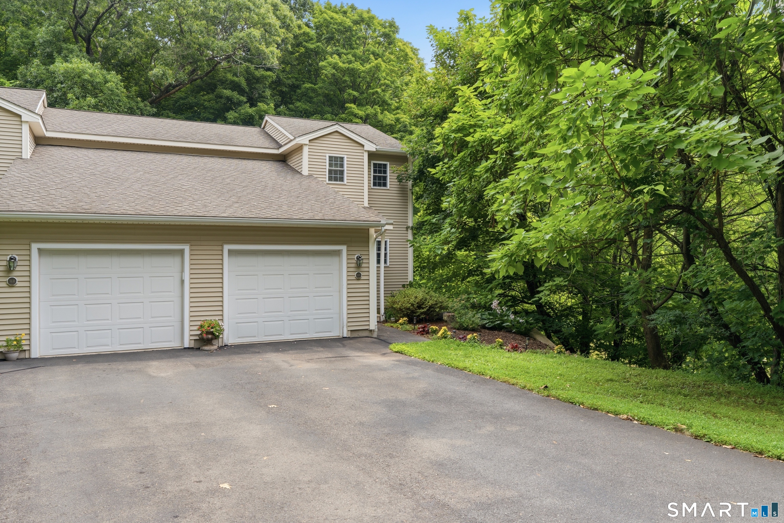 51-B Academy Lane Southington CT 06489