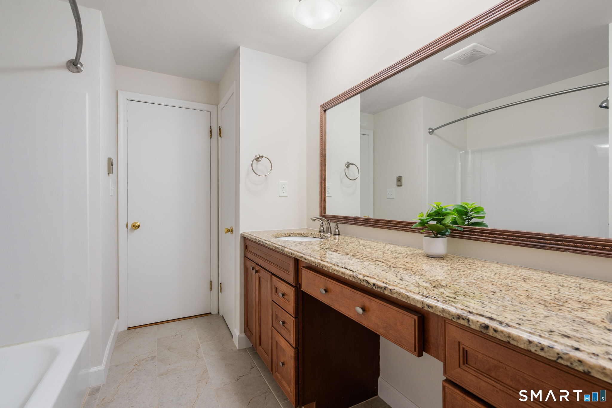 48 Brandywine Lane Suffield CT 06078