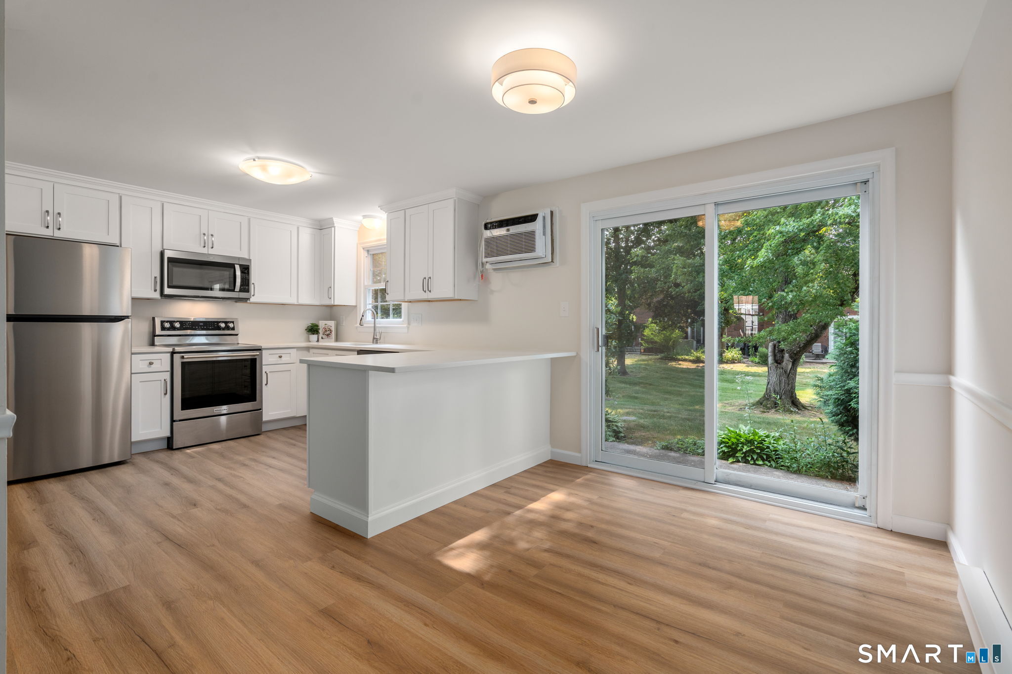 48 Brandywine Lane Suffield CT 06078