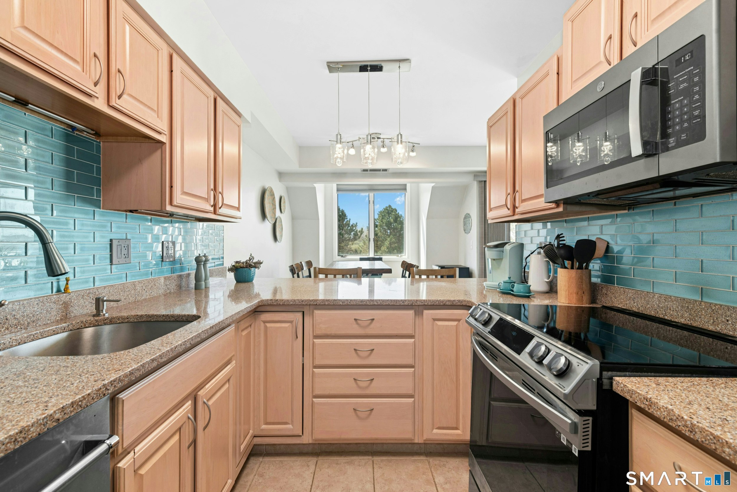 833 Popes Island Road Milford CT 06461