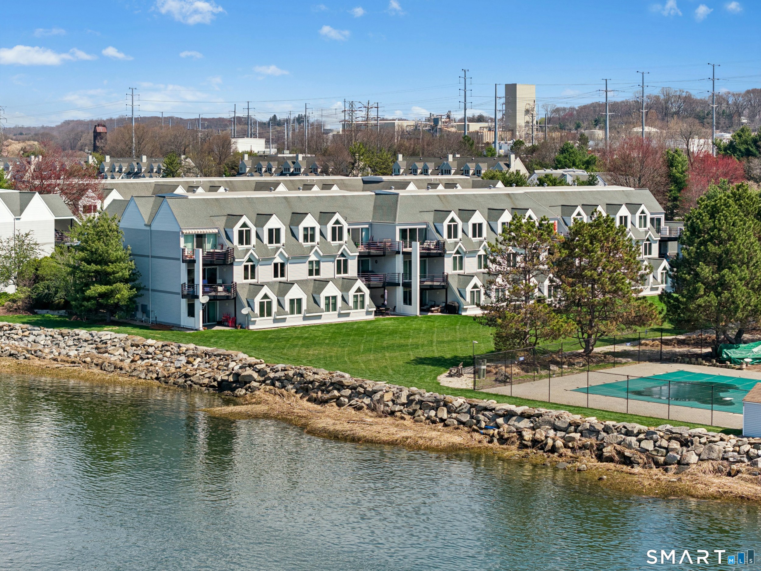833 Popes Island Road Milford CT 06461