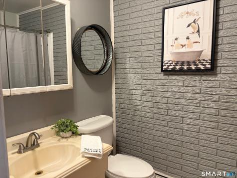 302 Blackstone Village Meriden CT 06450