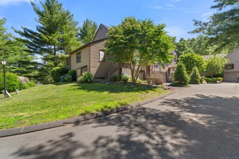 16 Willowbrook Circle Monroe CT 06468