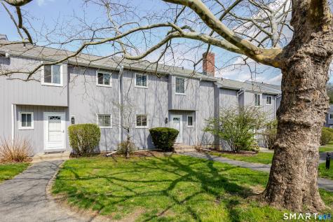 10 Monika Lane Brookfield CT 06804
