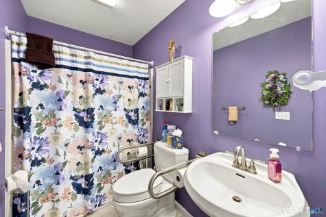 20 Hillside Farms Drive East Windsor CT 06016