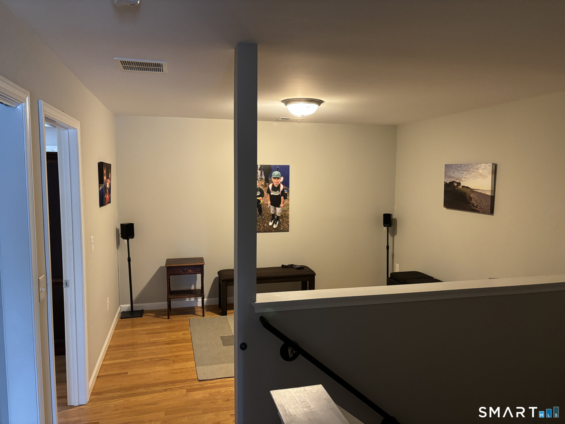 32 Brighton Park Way Bloomfield CT 06002