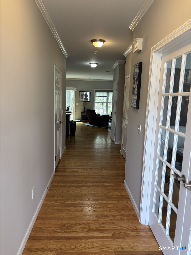 32 Brighton Park Way Bloomfield CT 06002