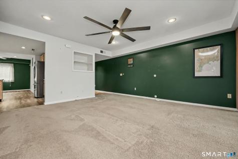 614 Popes Island Road Milford CT 06461