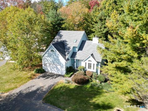 12 Edgewood Court Simsbury CT 06070