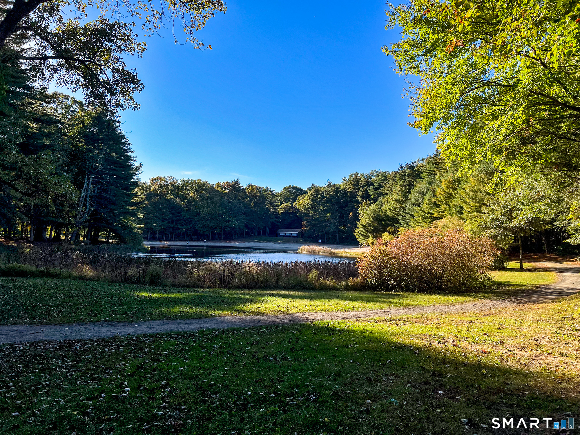12 Edgewood Court Simsbury CT 06070