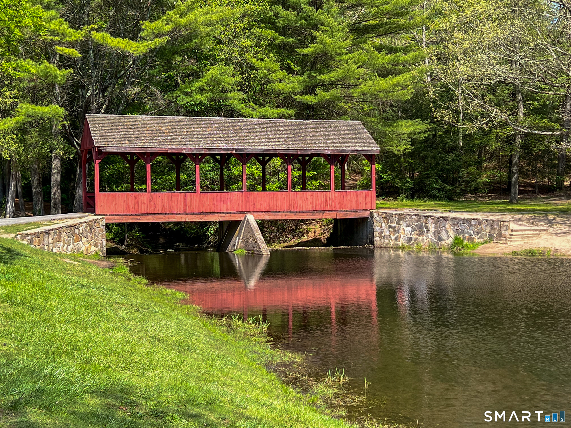 12 Edgewood Court Simsbury CT 06070