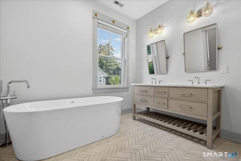 79 Thorpe Street Fairfield CT 06824