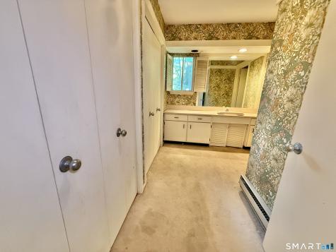 105 Heritage Village Southbury CT 06488