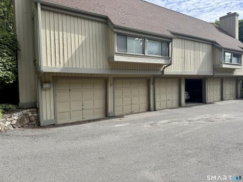 105 Heritage Village Southbury CT 06488