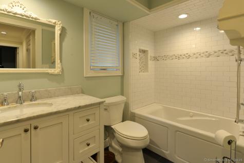 862 Heritage Village Southbury CT 06488