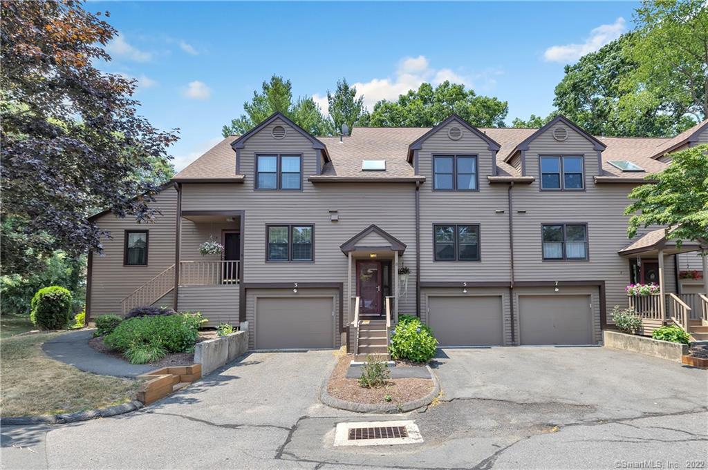 5 Eagle Rock Circle Monroe CT 06468