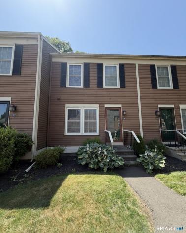 68 Foxbridge Village Branford CT 06405