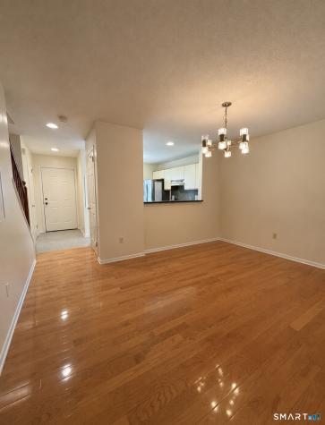 68 Foxbridge Village Branford CT 06405