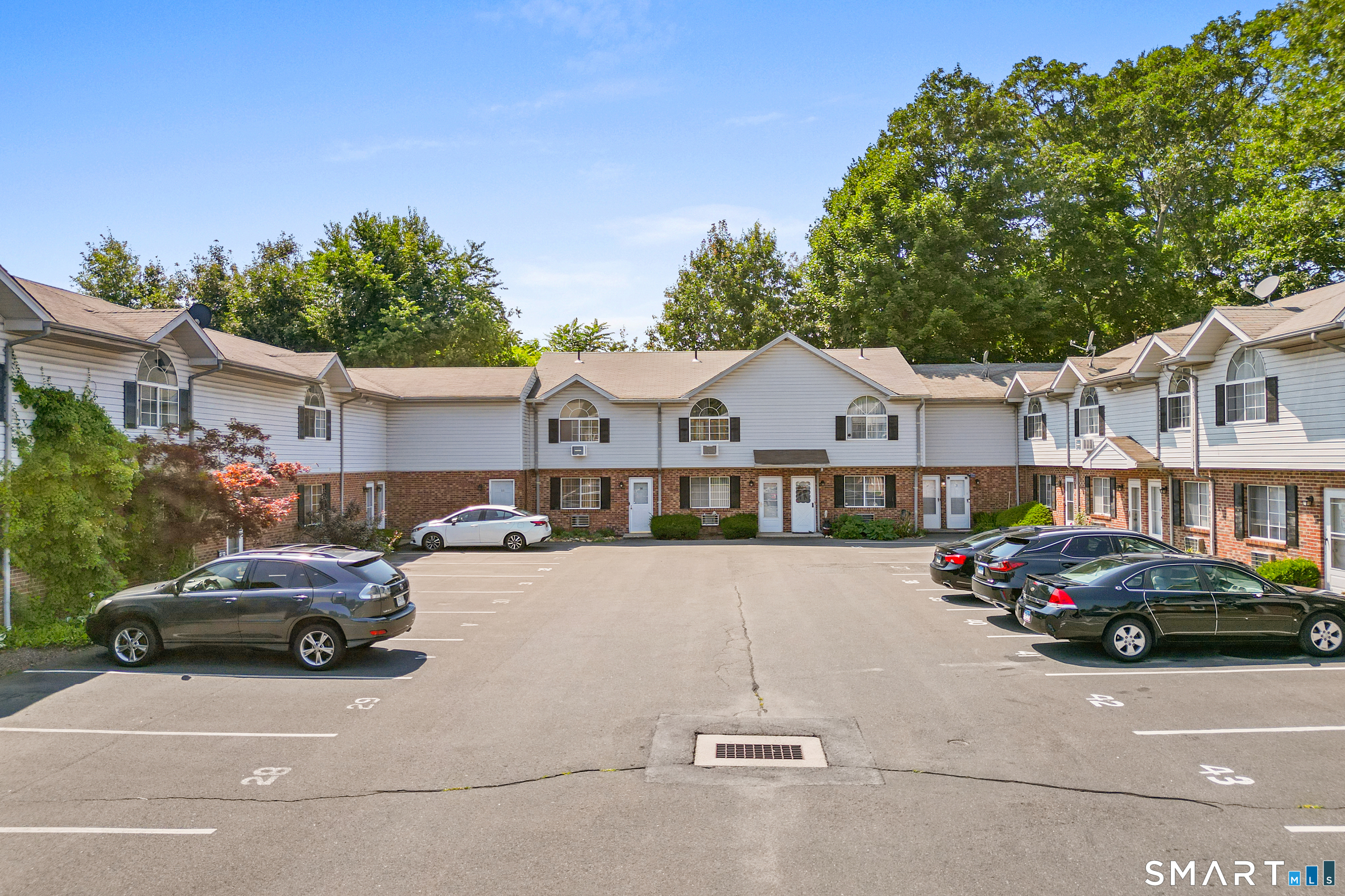 975 Meriden Road Waterbury CT 06705