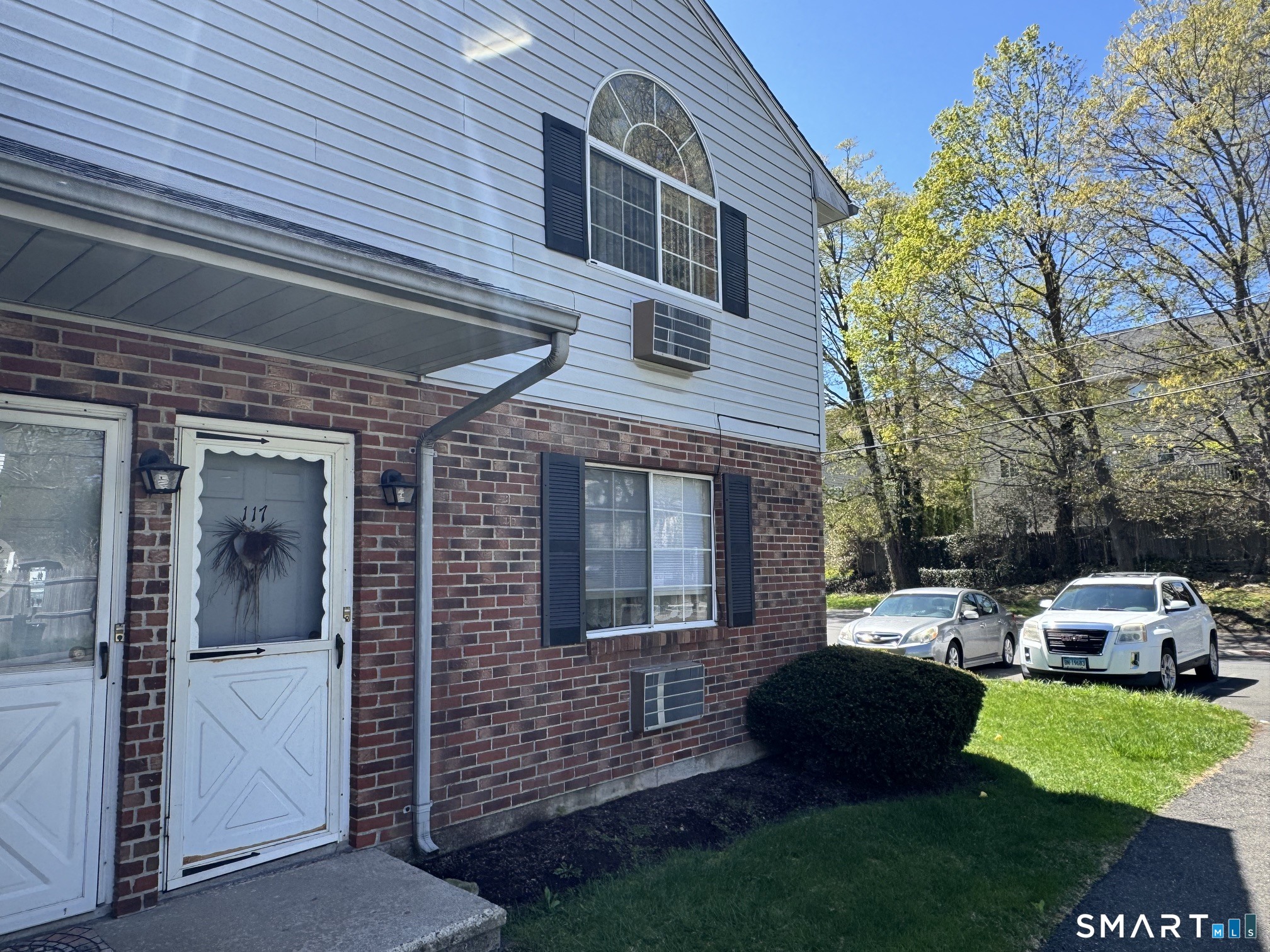 975 Meriden Road Waterbury CT 06705