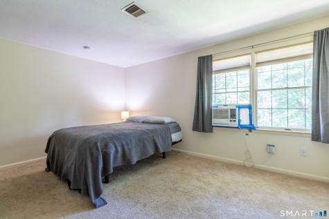 283 Strawberry Circle Windsor CT 06095