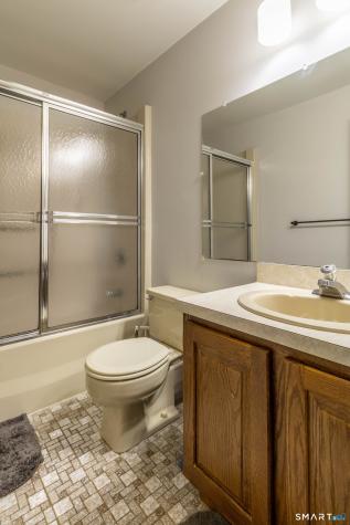 283 Strawberry Circle Windsor CT 06095