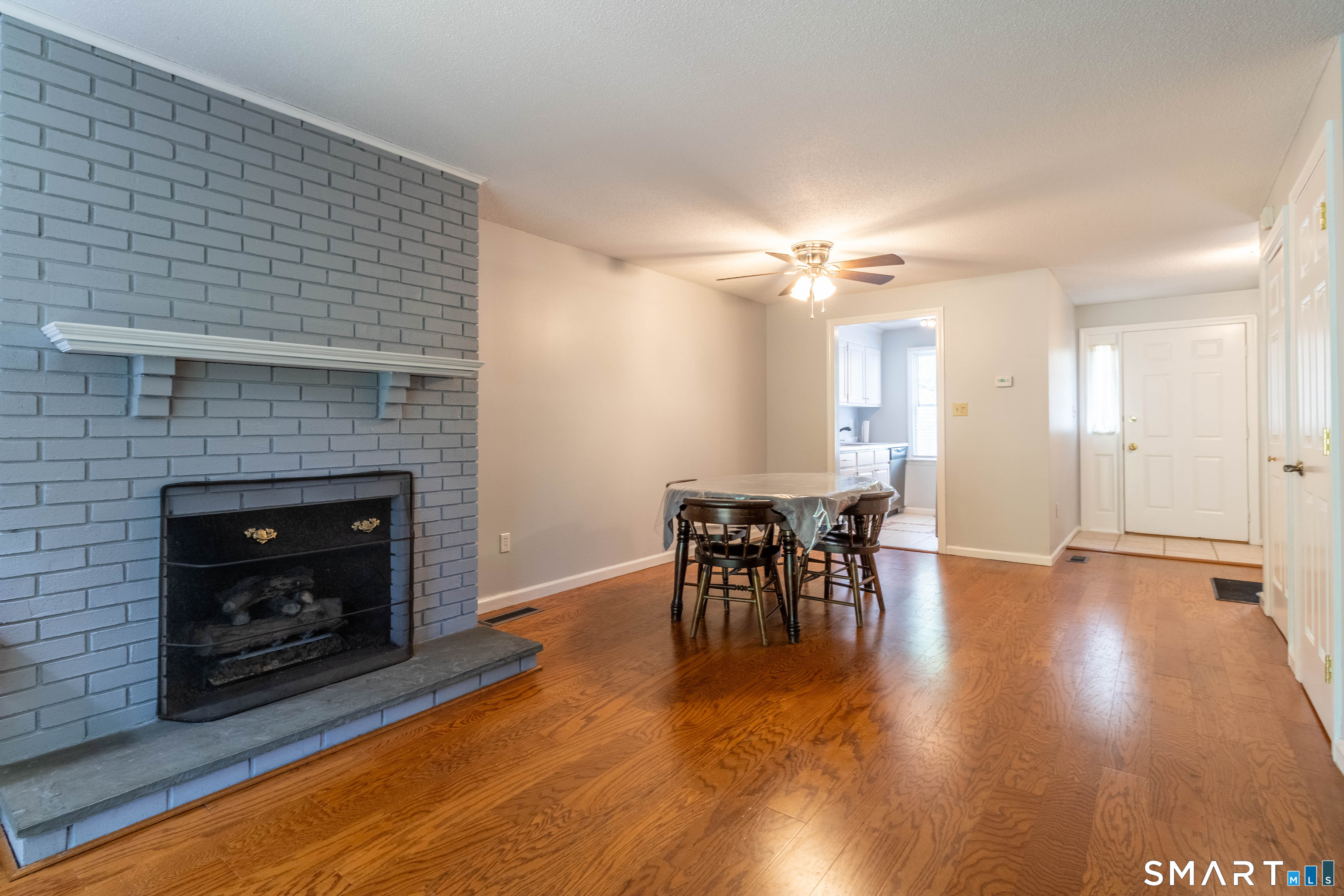 283 Strawberry Circle Windsor CT 06095