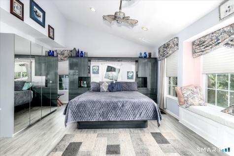 2101 Eaton Court Danbury CT 06811
