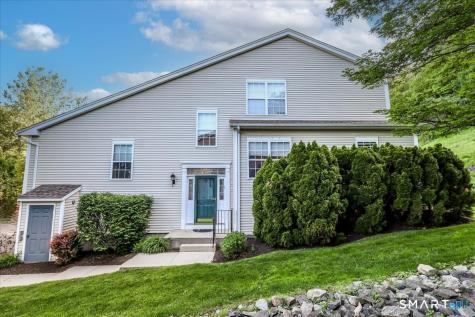 2101 Eaton Court Danbury CT 06811