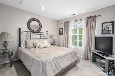 2101 Eaton Court Danbury CT 06811