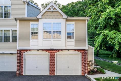 2101 Eaton Court Danbury CT 06811