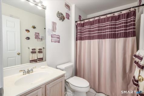 2101 Eaton Court Danbury CT 06811