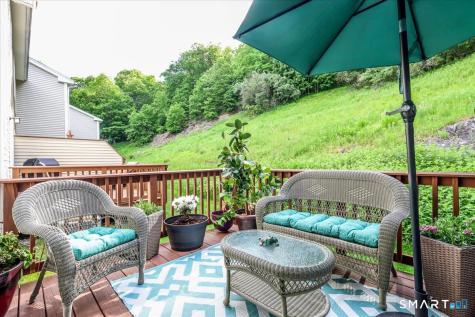 2101 Eaton Court Danbury CT 06811