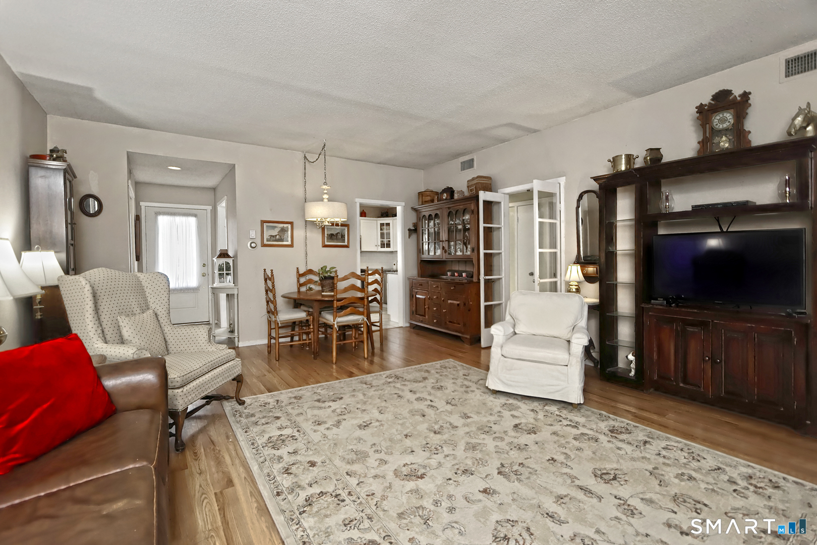 1041 Heritage Village Southbury CT 06488