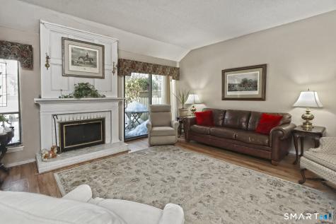 1041 Heritage Village Southbury CT 06488