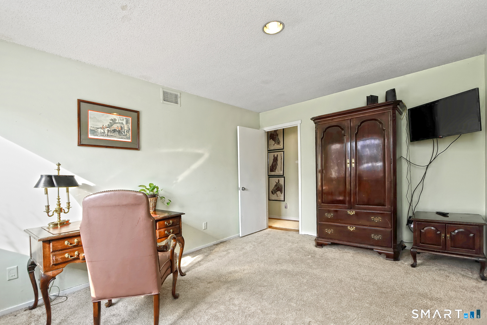 1041 Heritage Village Southbury CT 06488