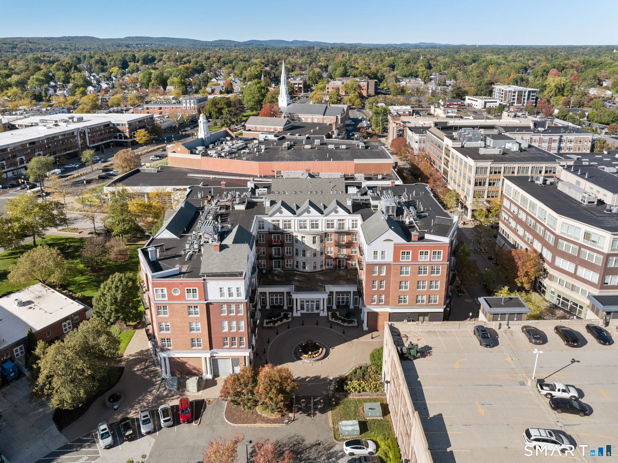 West Hartford CT, 85 Memorial Road, Unit APT 313