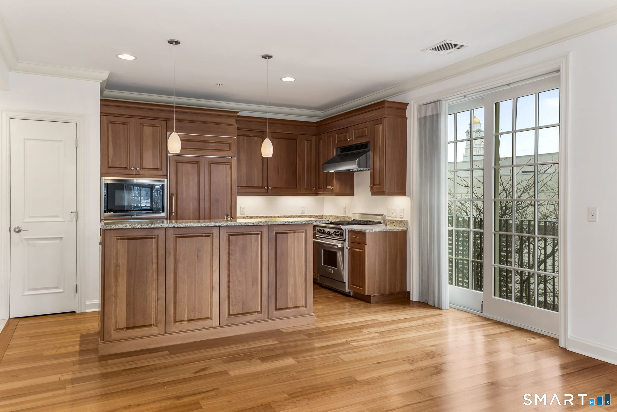 85 Memorial Road West Hartford CT 06107